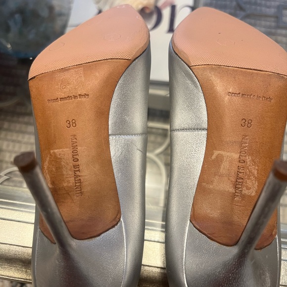 Manolo Blahnik stiletto heel size 38 - Picture 4 of 7